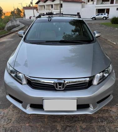 HONDA CIVIC 1.8 LXL SE 16V FLEX 4P AUTOMÁTICO HONDA CIVIC 1.8 LXL SE 16V FLEX 4P AUTOMÁTICO